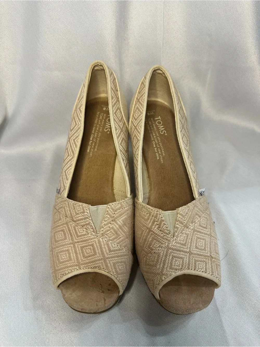 TOMS Neutral Beige Geometric Peep-Toe Wedge Espadrille